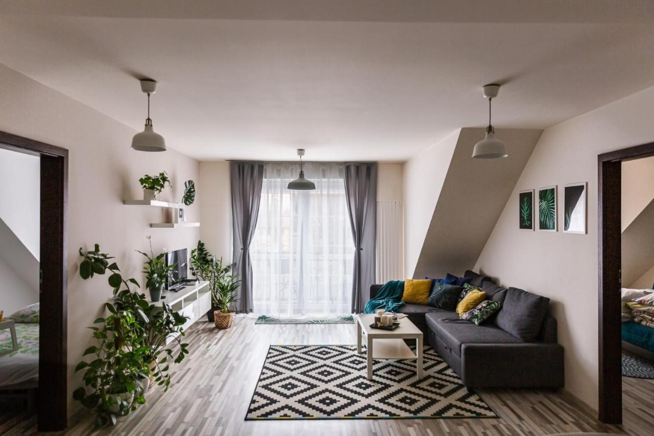 Apartament W Centrum Ustrzyki Dolne Extérieur photo